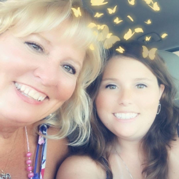 Meet your Posher, Kelly - Picture 1 of 1